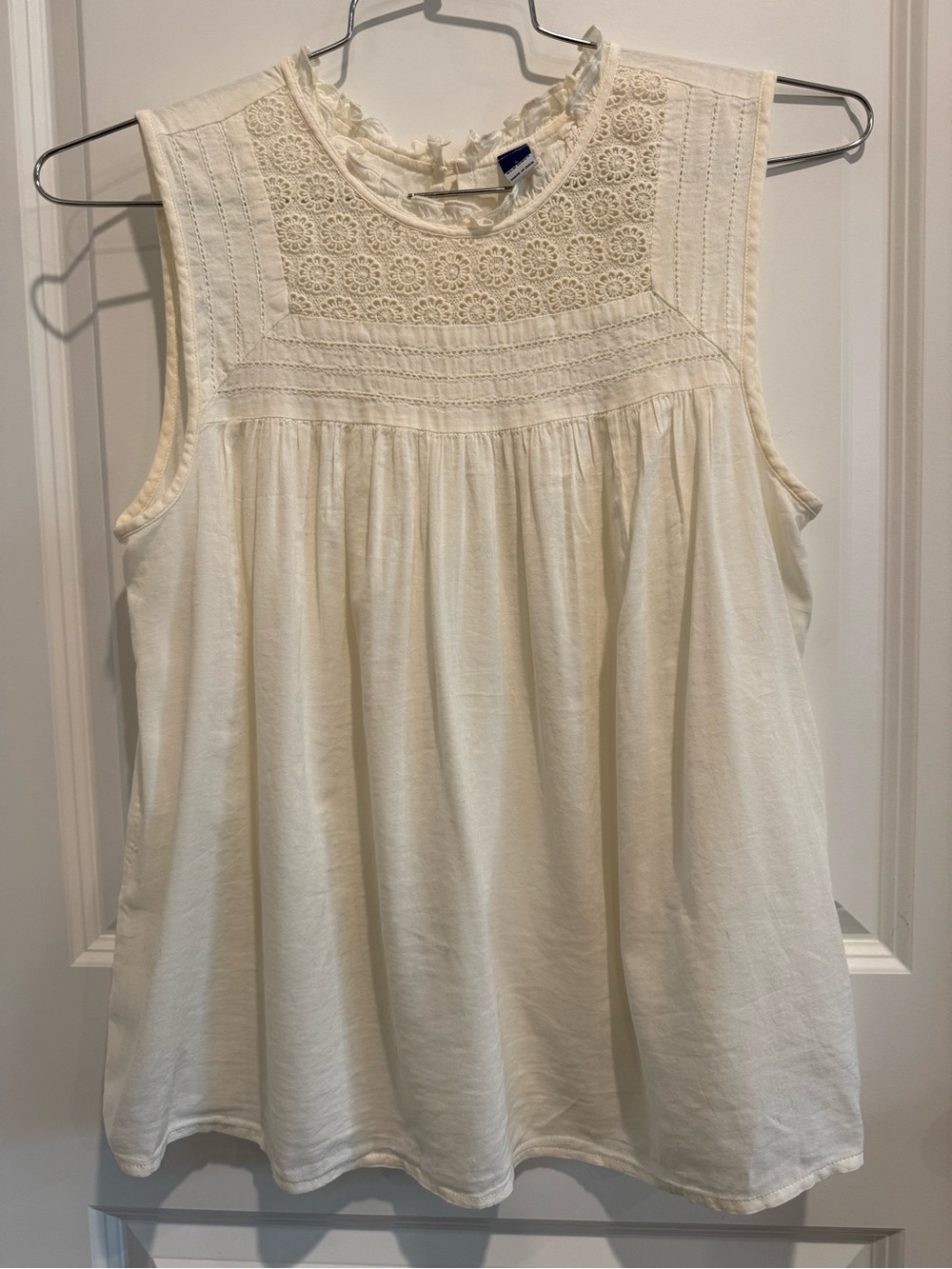 Old Navy Cream Crochet Yoke Sleeveless Top